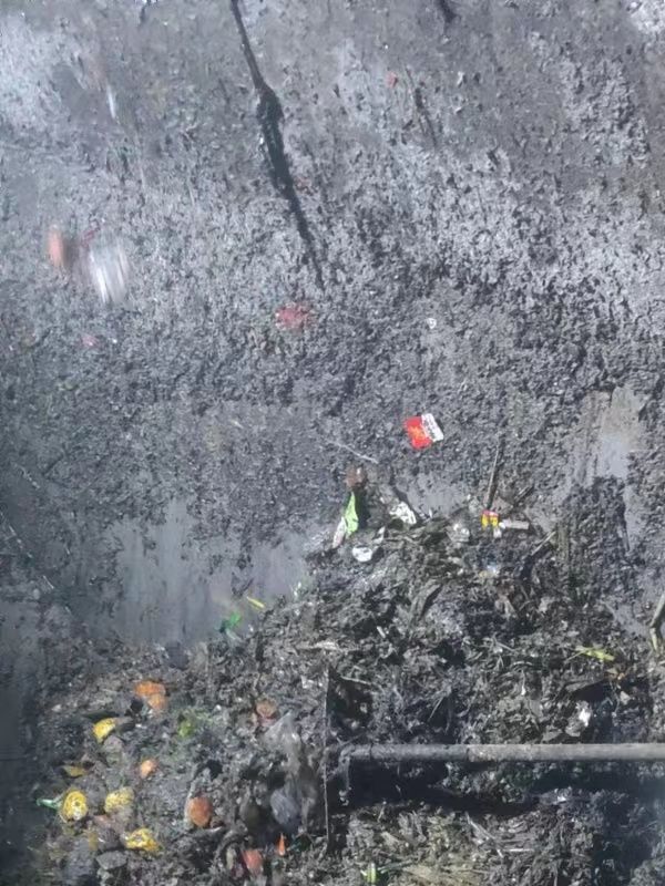 雷山污水池清理